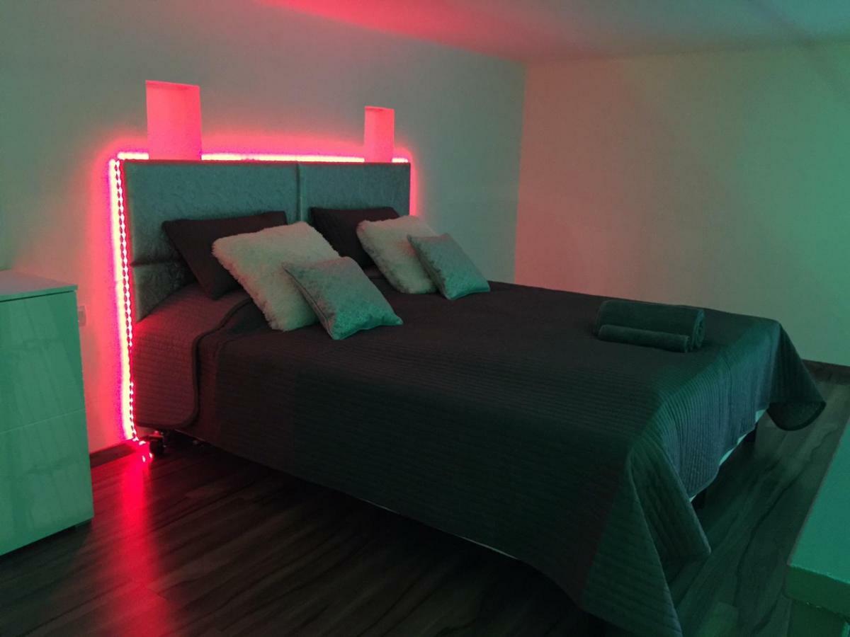 Feel Different Apartment بودابست المظهر الخارجي الصورة