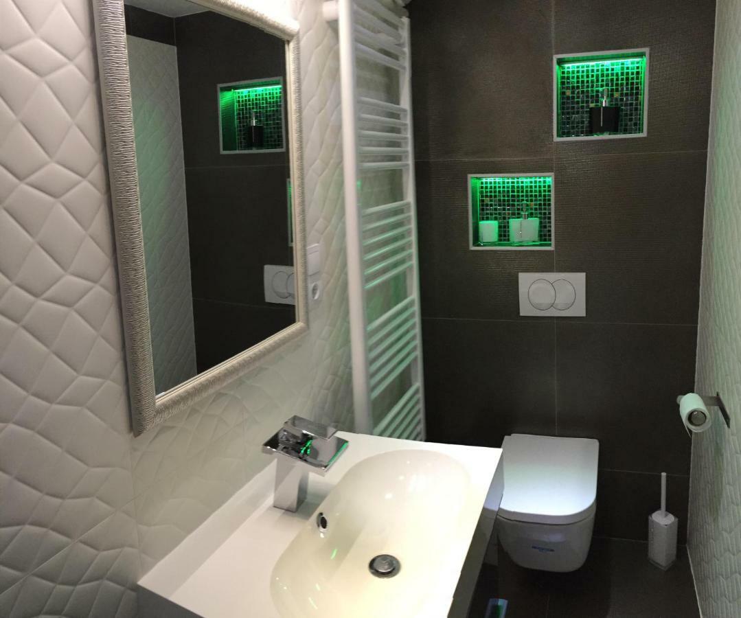 Feel Different Apartment بودابست المظهر الخارجي الصورة