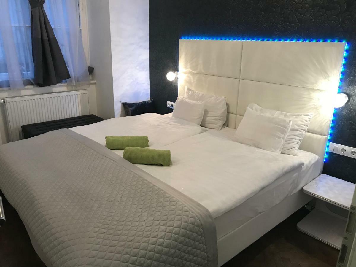 Feel Different Apartment بودابست المظهر الخارجي الصورة