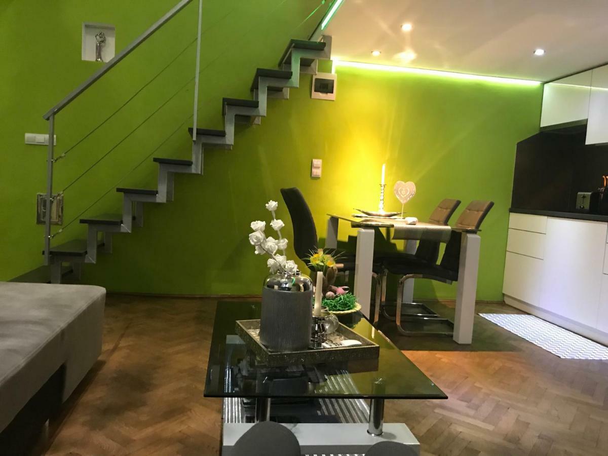 Feel Different Apartment بودابست المظهر الخارجي الصورة