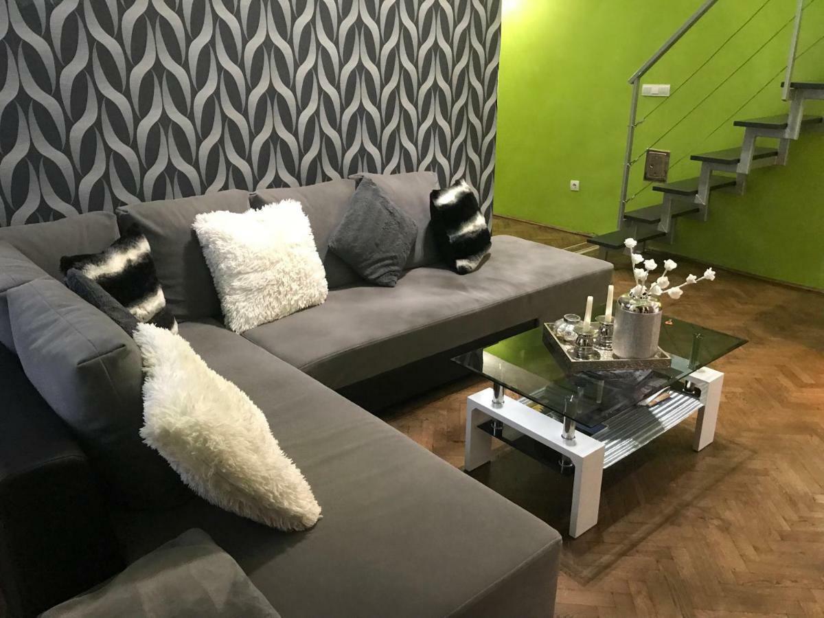 Feel Different Apartment بودابست المظهر الخارجي الصورة